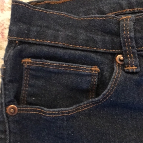 Forever 21 dark blue denim - 5 pocket - skinny jeans - Like new - Size 28 - $18 - Picture 5 of 6